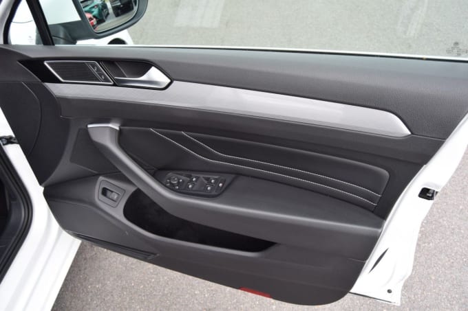 2025 Volkswagen Passat