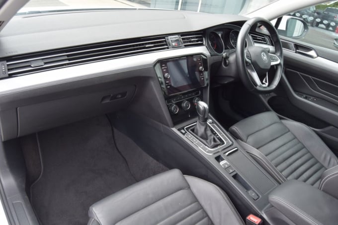 2025 Volkswagen Passat