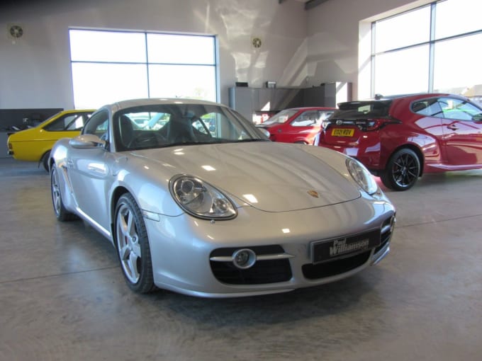 2025 Porsche Cayman