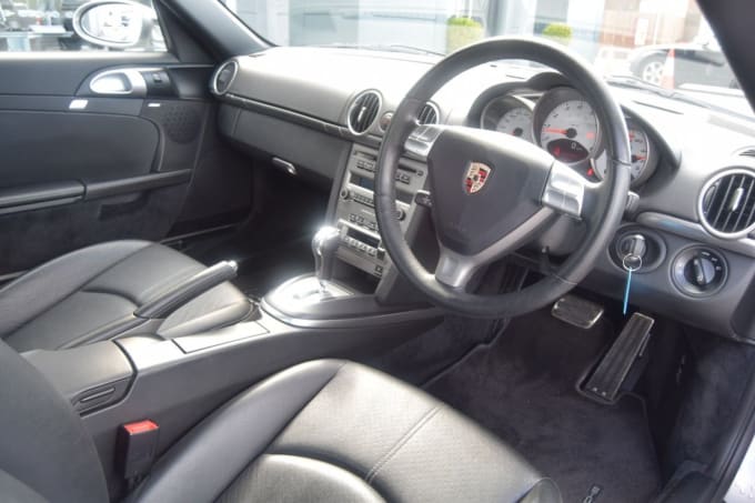 2025 Porsche Cayman