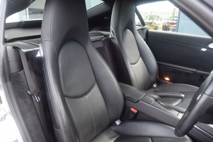 2025 Porsche Cayman