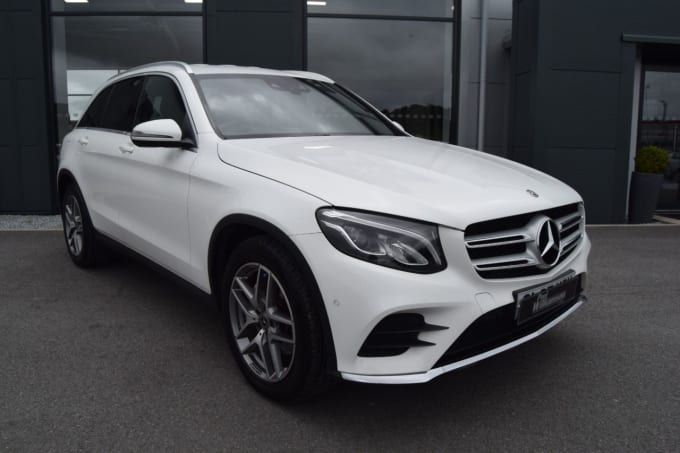 2025 Mercedes-benz Glc