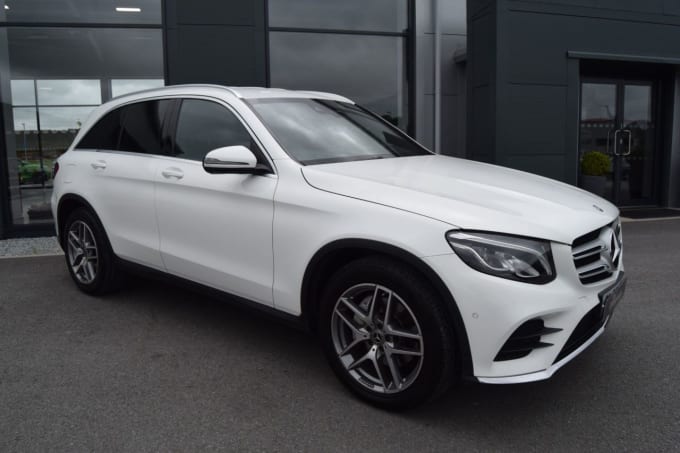 2025 Mercedes-benz Glc