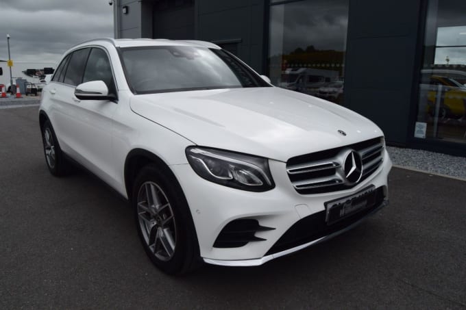 2025 Mercedes-benz Glc