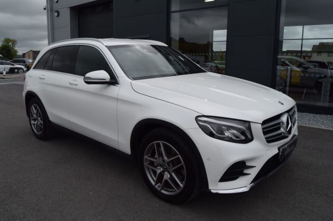 2025 Mercedes-benz Glc