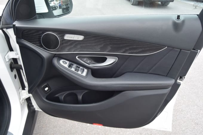 2025 Mercedes-benz Glc