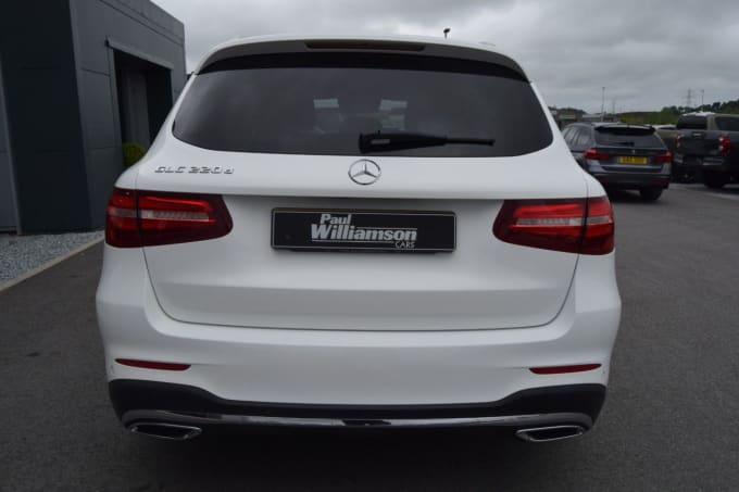 2025 Mercedes-benz Glc