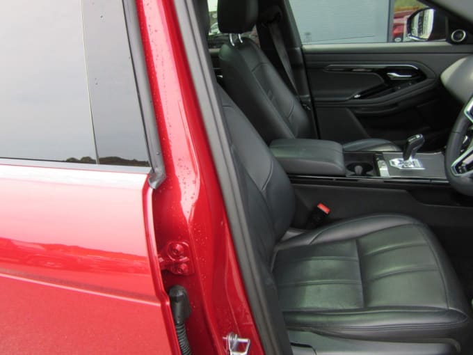 2025 Land Rover Range Rover Evoque