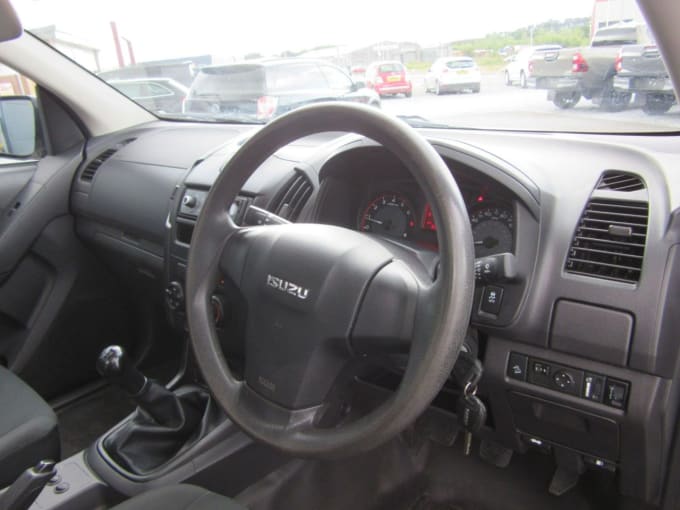 2025 Isuzu D-max