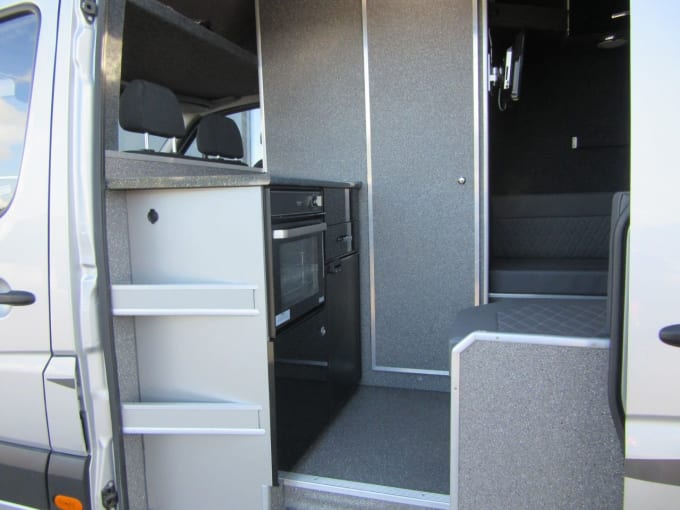 2025 Mercedes-benz Sprinter