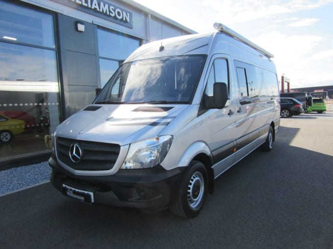 2025 Mercedes-benz Sprinter