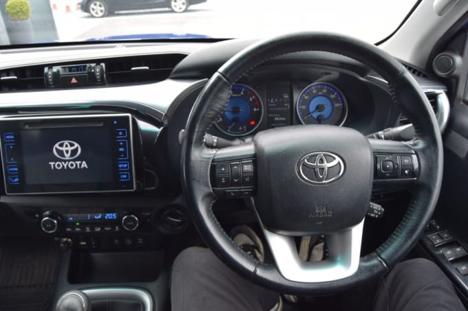 2025 Toyota Hi-lux