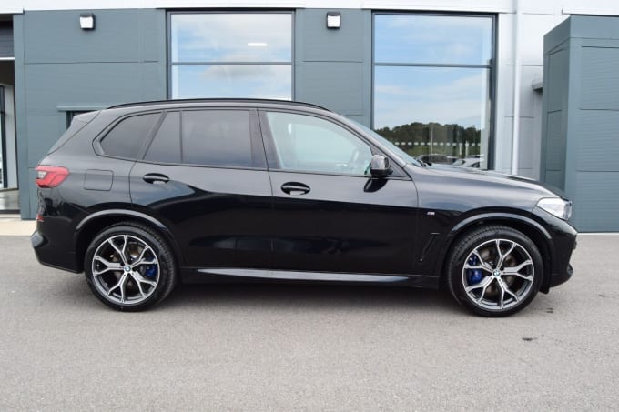 2025 BMW X5