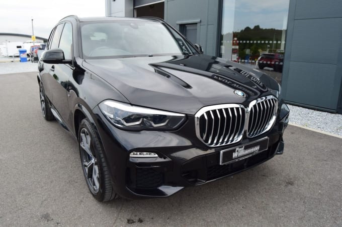 2025 BMW X5