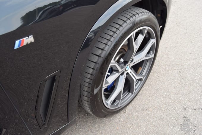 2025 BMW X5