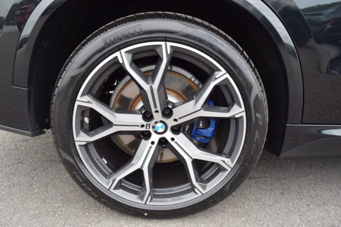 2025 BMW X5
