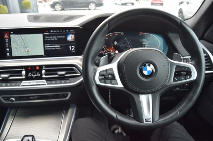 2025 BMW X5