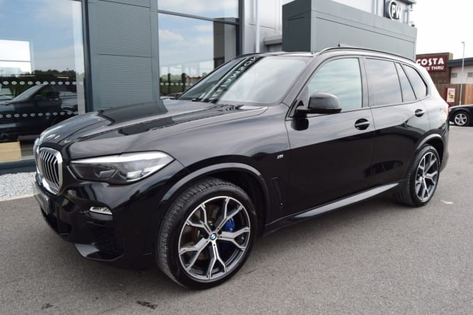 2025 BMW X5