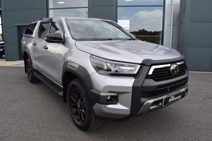 2025 Toyota Hi-lux