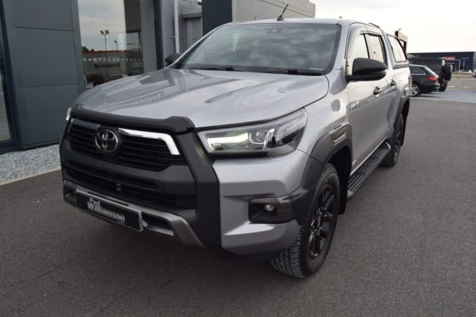 2025 Toyota Hi-lux