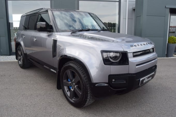 2025 Land Rover Defender