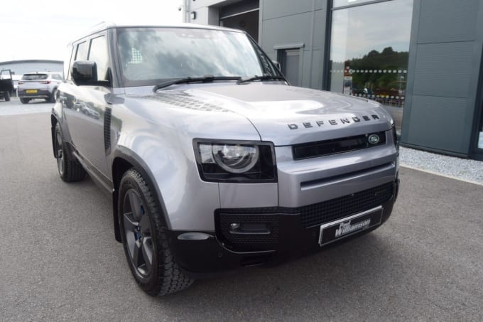2025 Land Rover Defender