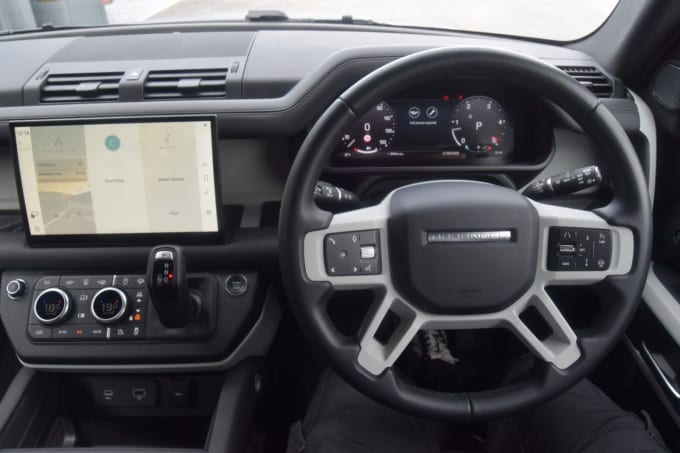 2025 Land Rover Defender