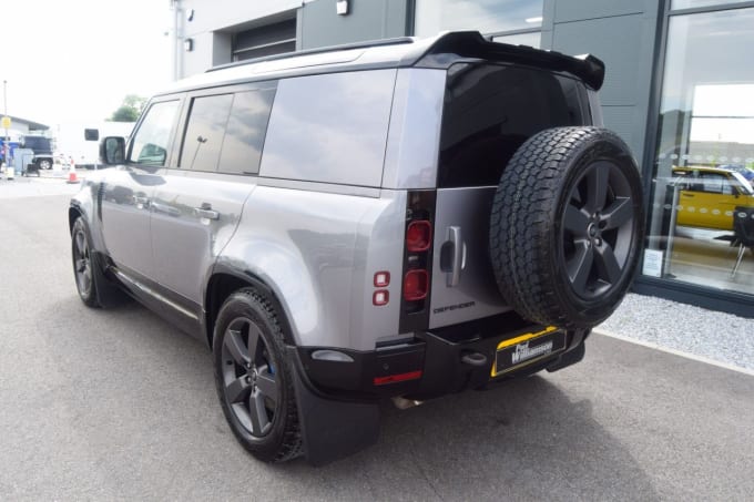 2025 Land Rover Defender
