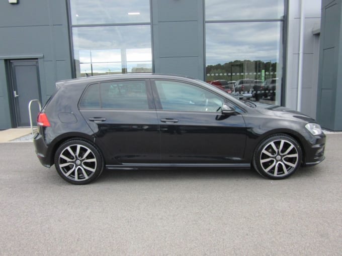 2025 Volkswagen Golf