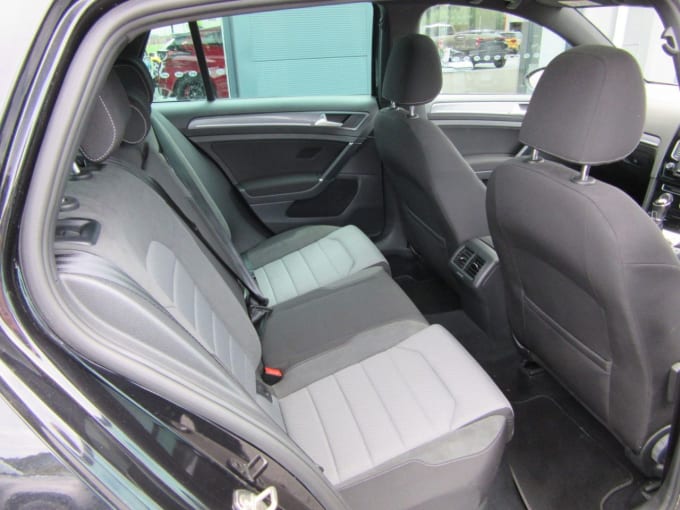 2025 Volkswagen Golf