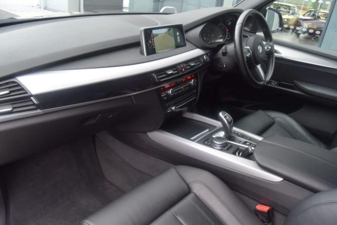 2025 BMW X5