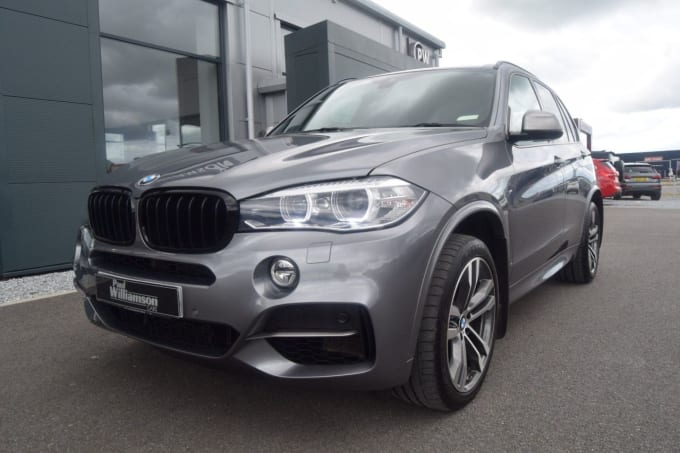 2025 BMW X5