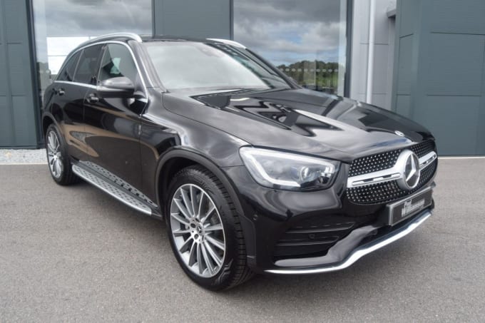 2025 Mercedes-benz Glc