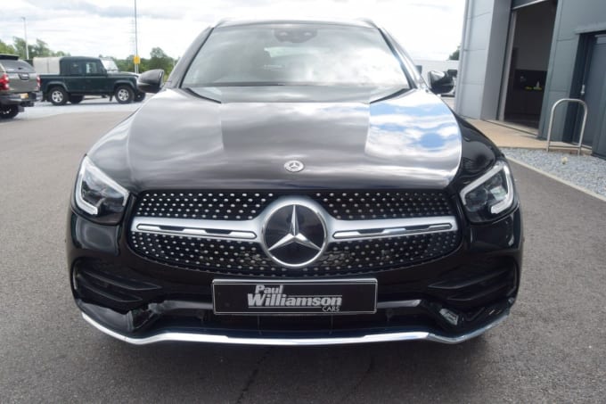 2025 Mercedes-benz Glc