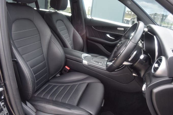 2025 Mercedes-benz Glc