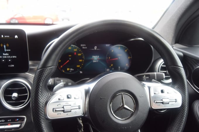 2025 Mercedes-benz Glc