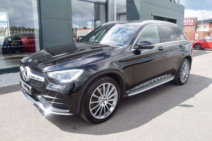 2025 Mercedes-benz Glc