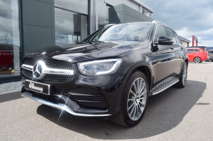 2025 Mercedes-benz Glc