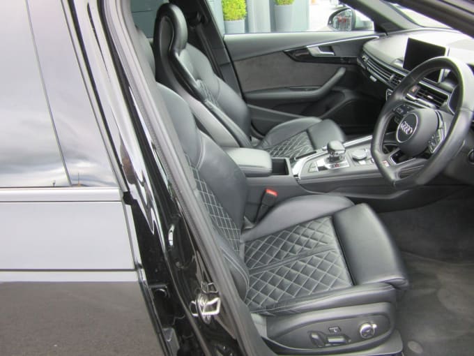 2025 Audi S4