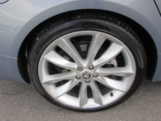 2025 Jaguar Xf