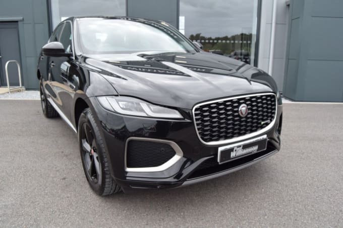 2025 Jaguar F-pace