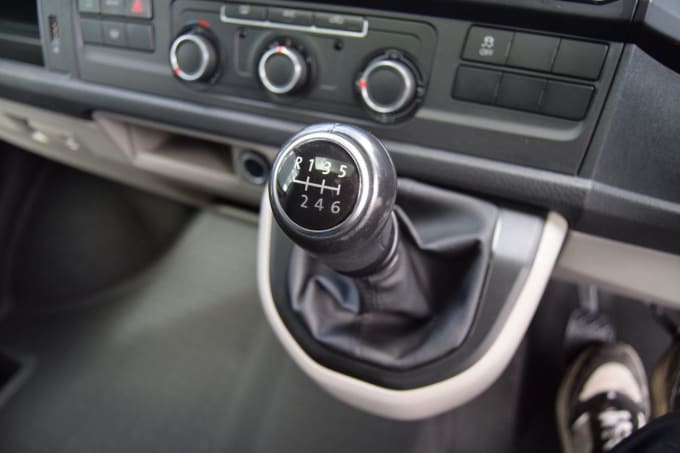 2025 Volkswagen Transporter