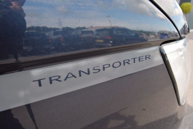 2025 Volkswagen Transporter