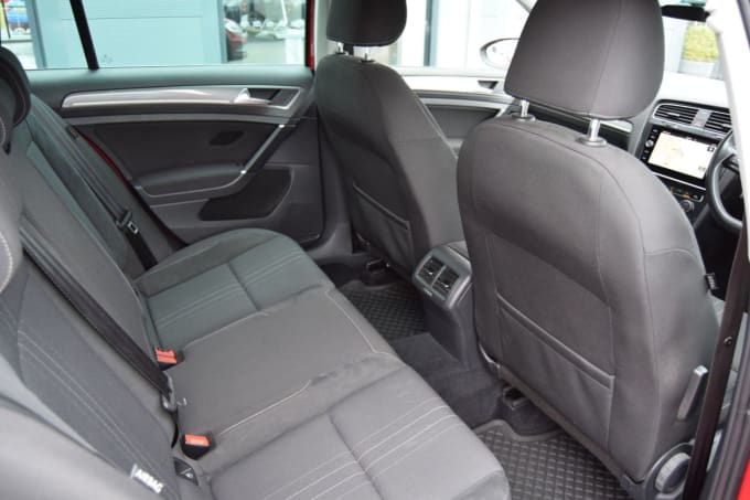 2025 Volkswagen Golf