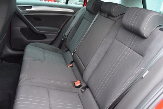 2025 Volkswagen Golf