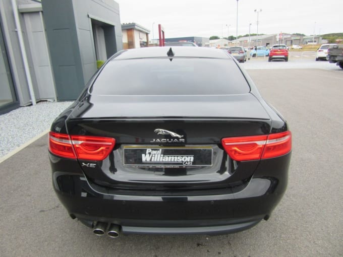 2025 Jaguar Xe
