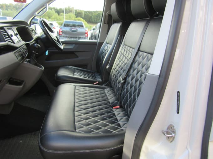 2025 Volkswagen Transporter