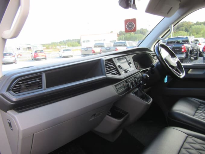 2025 Volkswagen Transporter