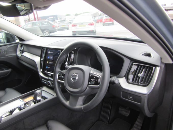 2025 Volvo Xc60