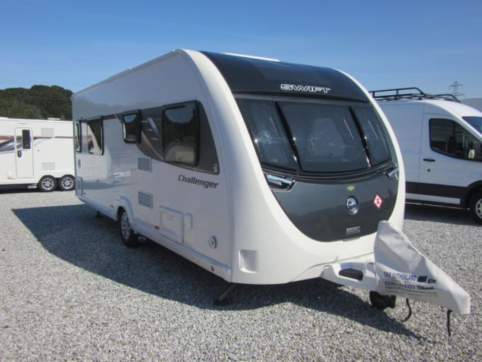 2025 Swift Challenger 580 4 Berth